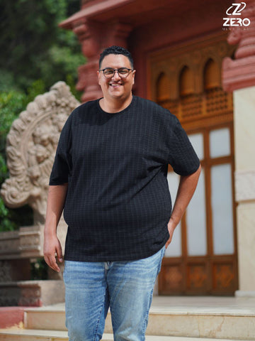 تيشرت بيكة مطبوع - اسود